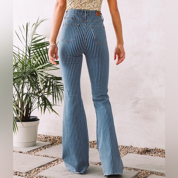 Judy Blue® Ultra High Rise Super Flare Jean In Pin Stripe - Picture 4 of 14